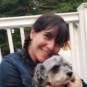 Meet your Posher, Suzanne